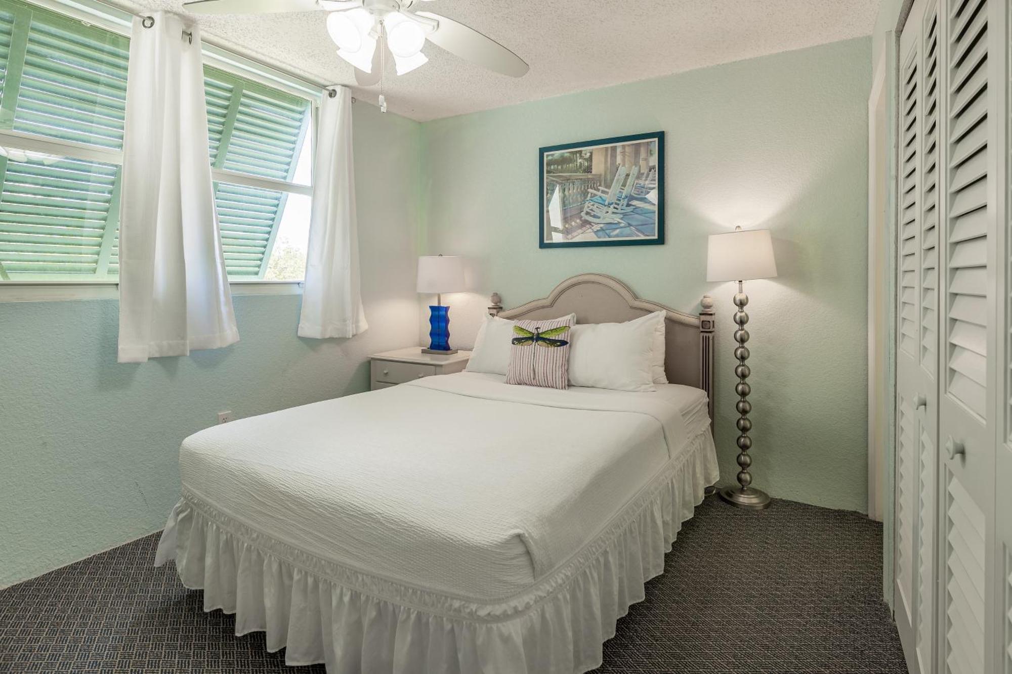 Sunrise Suites Saint Lucia Suite #201 Key West Room photo